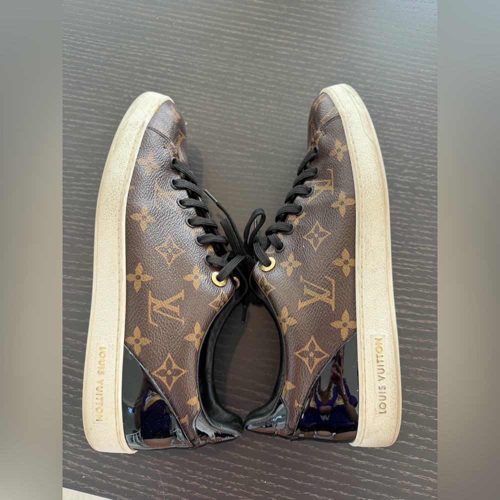 Louis Vuitton monogram front row sneakers